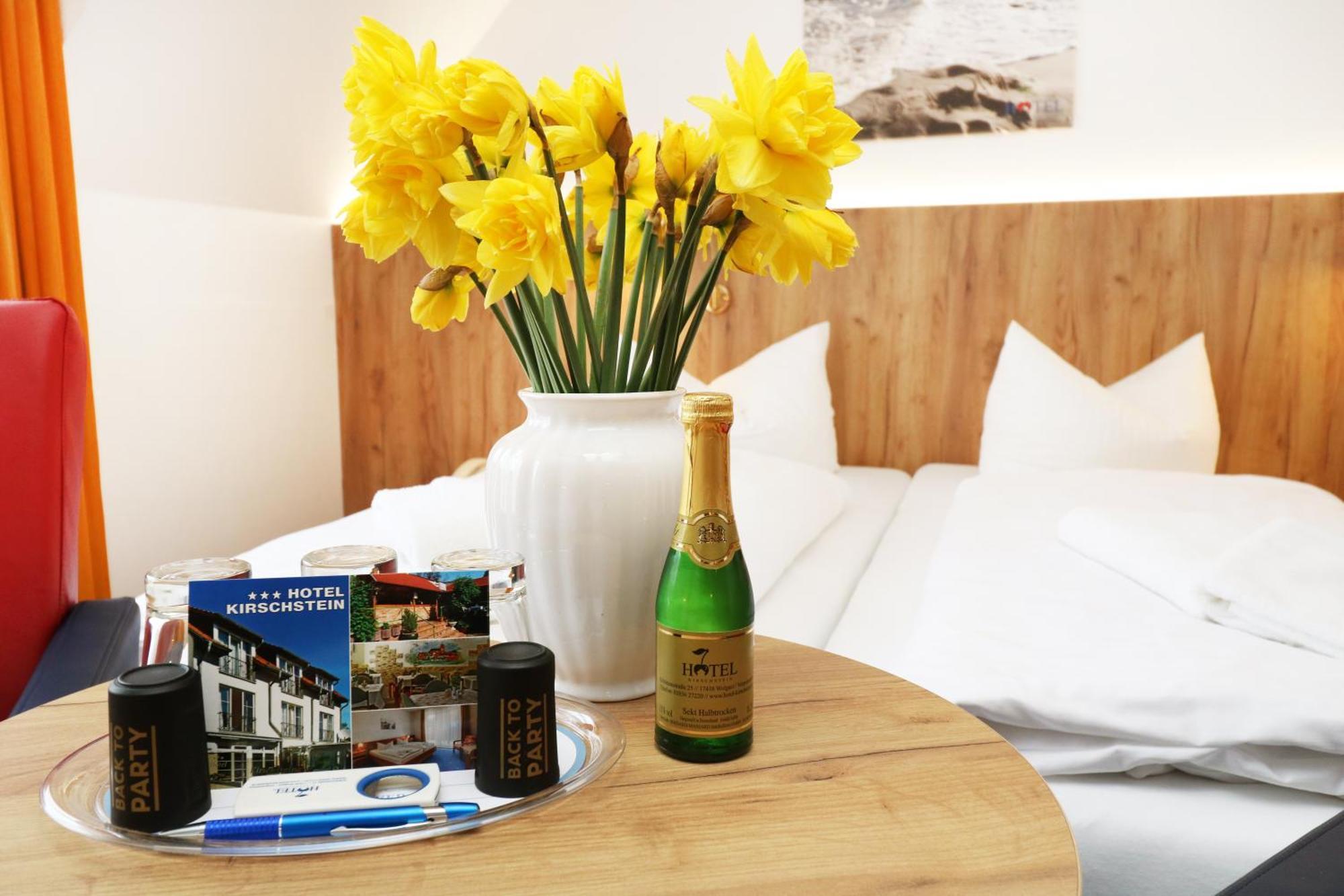 Hotel Pension Kirschstein 볼가스트 외부 사진