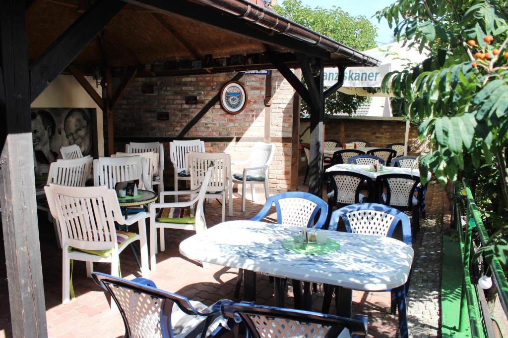 Hotel Pension Kirschstein 볼가스트 외부 사진