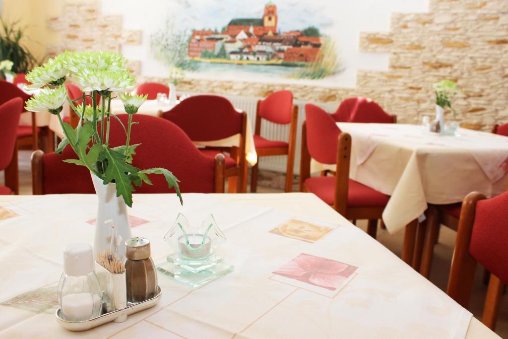 Hotel Pension Kirschstein 볼가스트 외부 사진